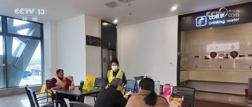 从新鲜果蔬到特色礼品 繁忙货运折射春节消费市场强劲活力